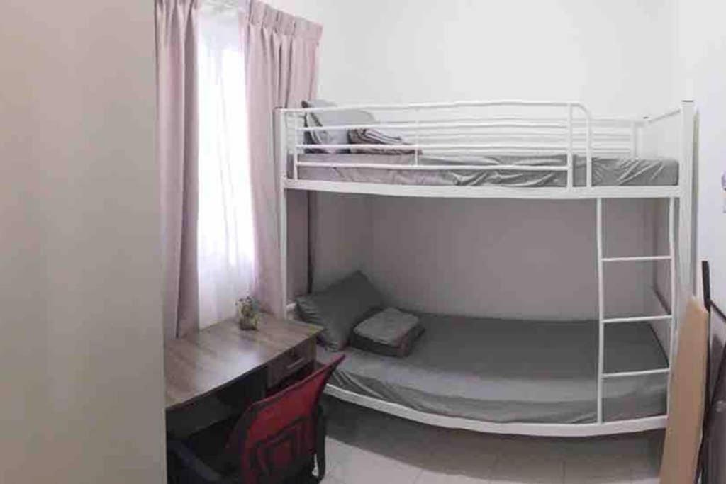 نيلاي 盛婷民宿a S&Thomez 2Bedrooms Mesamall Wifi Klia Usim Miu Inti Nu المظهر الخارجي الصورة