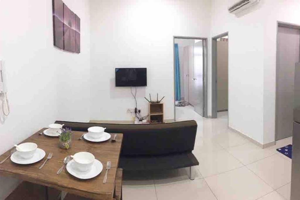 نيلاي 盛婷民宿a S&Thomez 2Bedrooms Mesamall Wifi Klia Usim Miu Inti Nu المظهر الخارجي الصورة