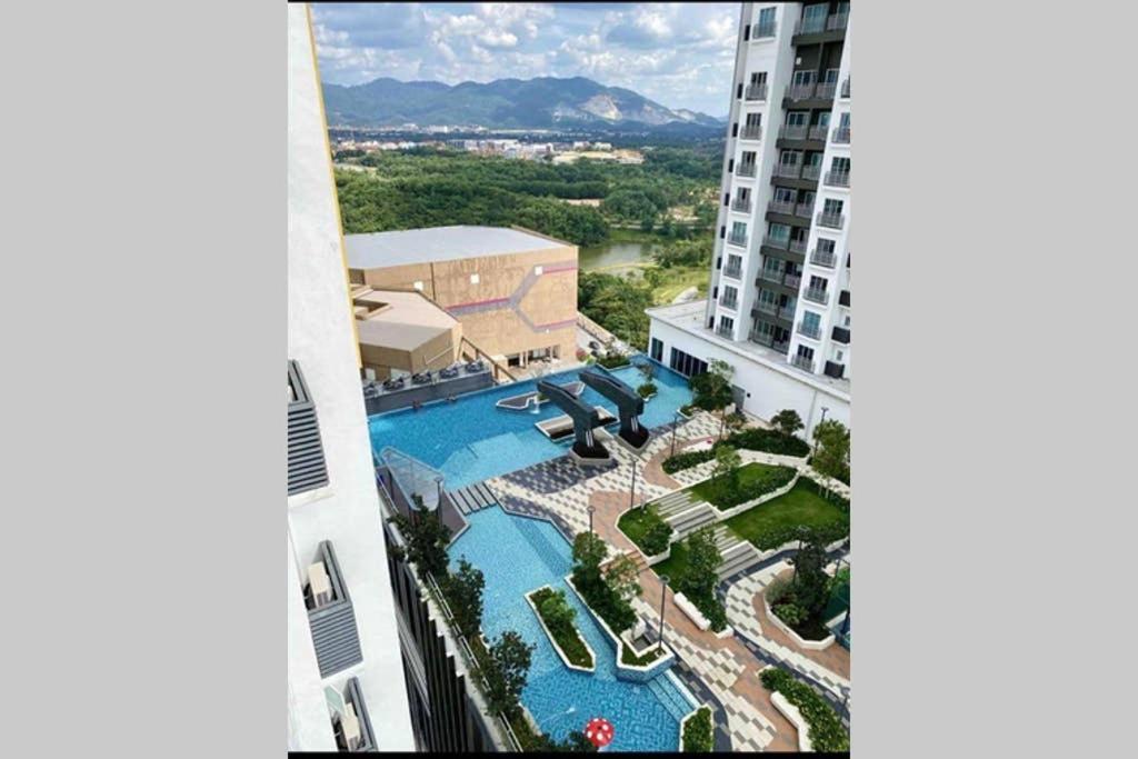 نيلاي 盛婷民宿a S&Thomez 2Bedrooms Mesamall Wifi Klia Usim Miu Inti Nu المظهر الخارجي الصورة