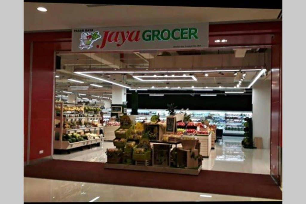 نيلاي 盛婷民宿a S&Thomez 2Bedrooms Mesamall Wifi Klia Usim Miu Inti Nu المظهر الخارجي الصورة