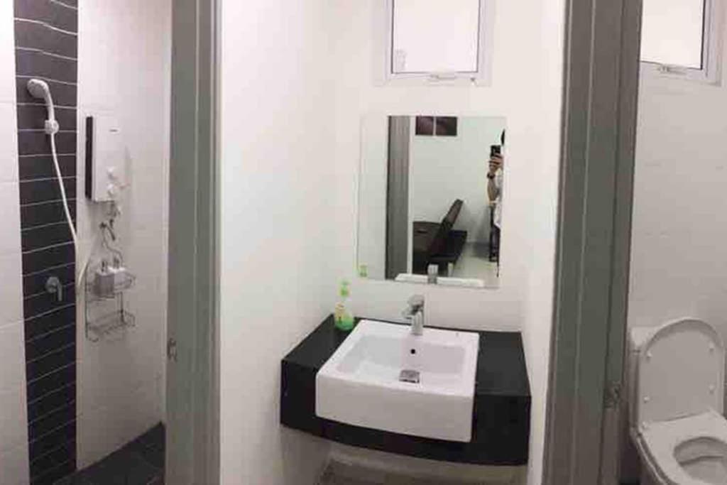 نيلاي 盛婷民宿a S&Thomez 2Bedrooms Mesamall Wifi Klia Usim Miu Inti Nu المظهر الخارجي الصورة