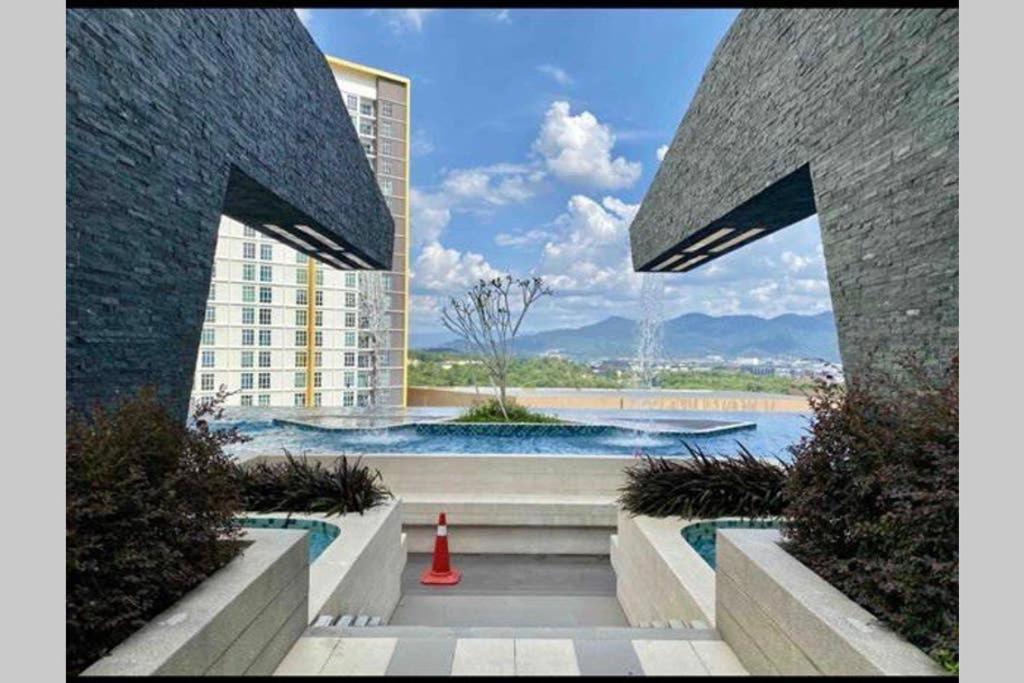 نيلاي 盛婷民宿a S&Thomez 2Bedrooms Mesamall Wifi Klia Usim Miu Inti Nu المظهر الخارجي الصورة
