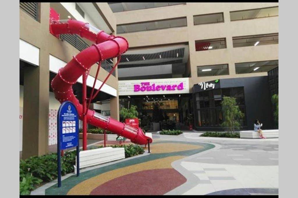 نيلاي 盛婷民宿a S&Thomez 2Bedrooms Mesamall Wifi Klia Usim Miu Inti Nu المظهر الخارجي الصورة